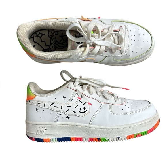 Nike Air Force 1 LV8 Kids "Drawing" Sneakers - Picture 1 of 8
